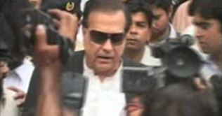 Pakistan is in state of war, Salman Taseer